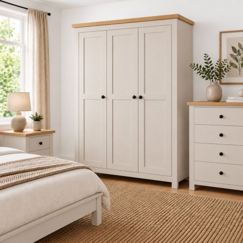 Mollie Shaker Cashmere Bedroom Furniture Set